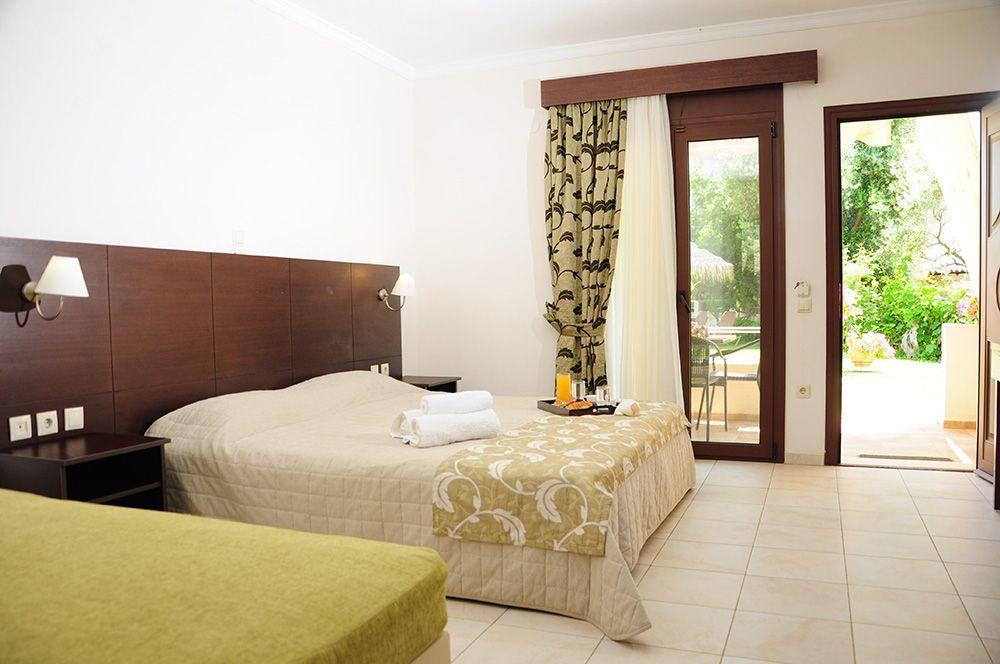 Allea Hotel And Apartments Toroni Luaran gambar